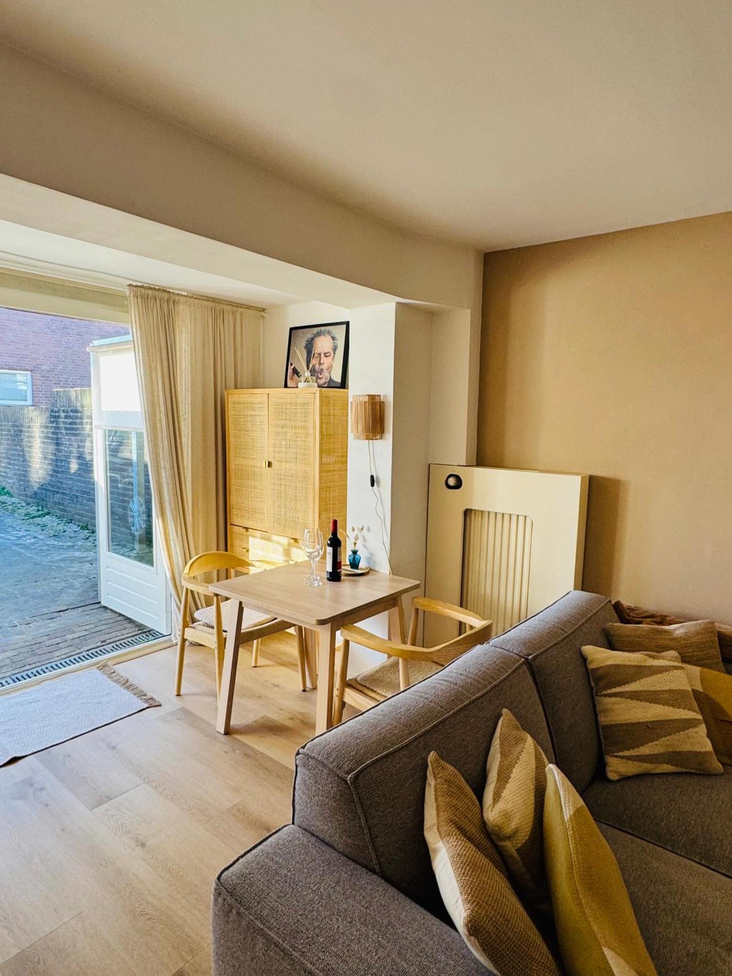 شقة Hello Noordwijk - Souterrain Hoogwakersbosstraat 6 المظهر الخارجي الصورة